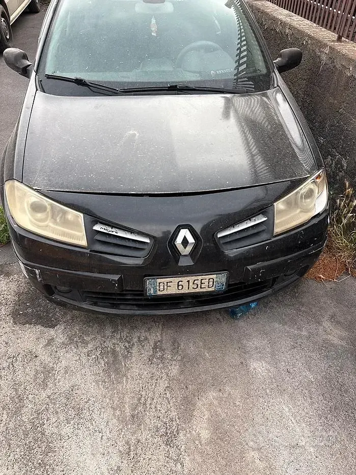 Usata Renault Mégane 100 CV (73 kW) 2007 Nero Utilitaria