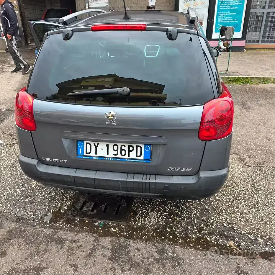 Usata Peugeot 207 90 CV (66 kW) 2009 Grigio Station wagon