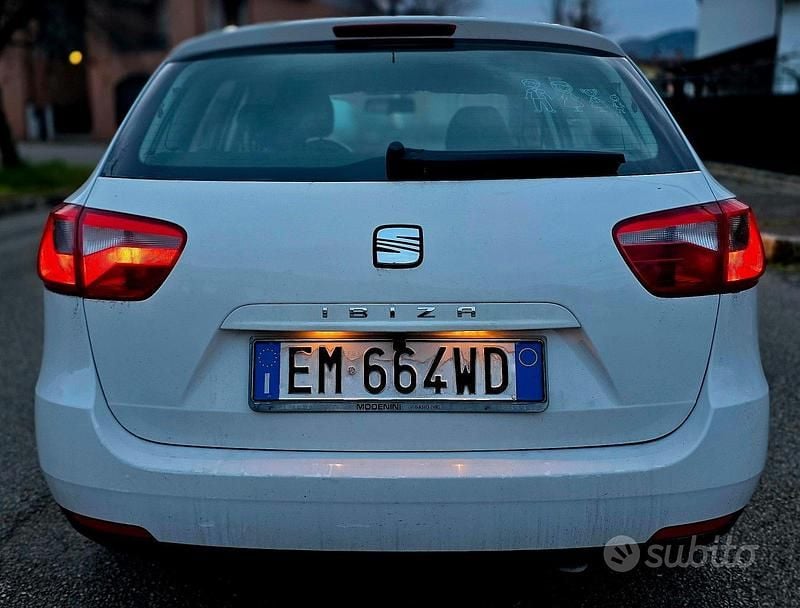 Usata Seat Ibiza ST 90 CV (66 kW) 2012 Bianco Station wagon