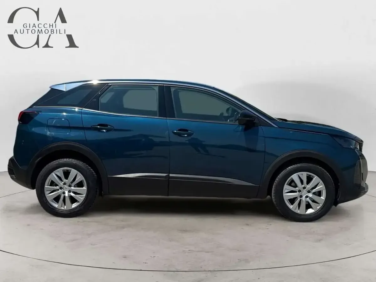 Usata Peugeot 3008 Active 131 CV (96 kW) 2022 Other SUV