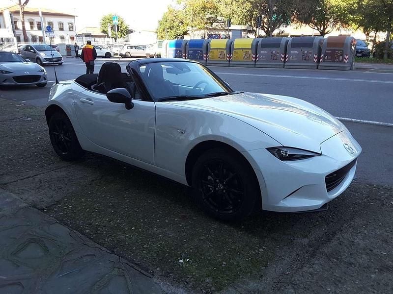 Usata Mazda MX5 Prime-Line 132 CV (97 kW) 2024 Artic white Cabrio