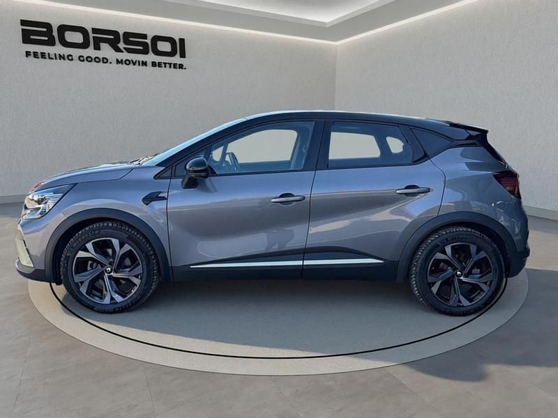 Usata Renault Captur Engineered 94 CV (69 kW) 2022 Grigio medio tetto nero SUV