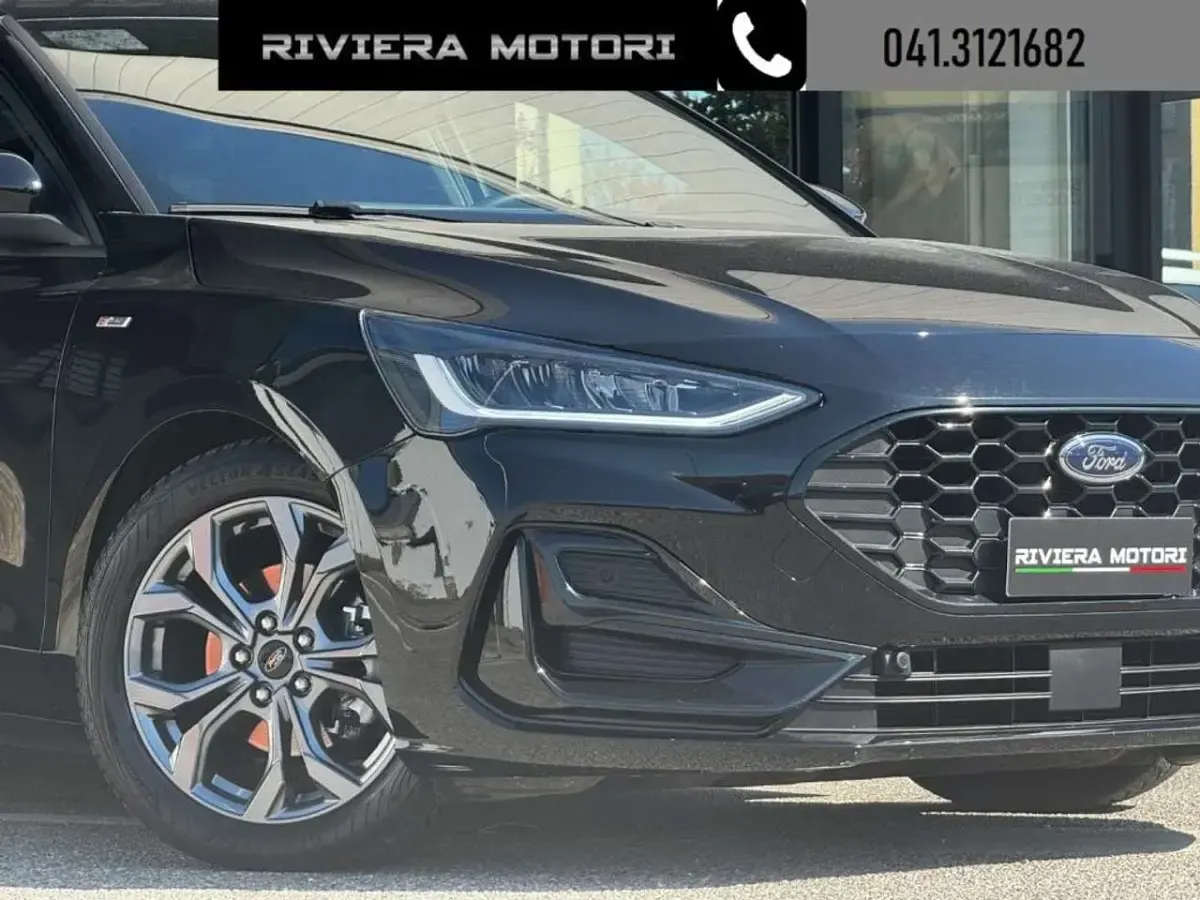Usata Ford Focus ST-Line 116 CV (85 kW) 2025 Nero Berlina