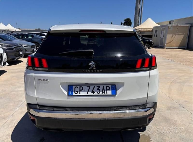 Usata Peugeot 3008 131 CV (96 kW) 2023 Bianco SUV