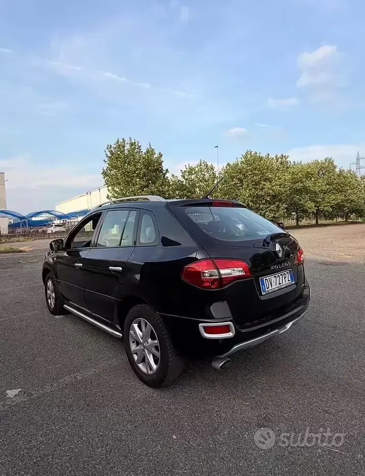 Usata Renault Koleos Dynamique 150 CV (110 kW) 2009 Nero SUV