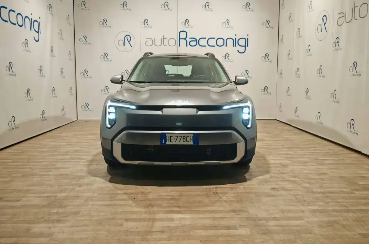 Usata Kia Stonic Urban 101 CV (74 kW) 2026 Grigio SUV