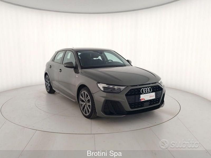 Usata Audi A1 S-Line 95 CV (69 kW) 2022 Verde Utilitaria