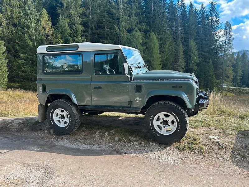 Usata Land Rover Defender 2007 Verde SUV
