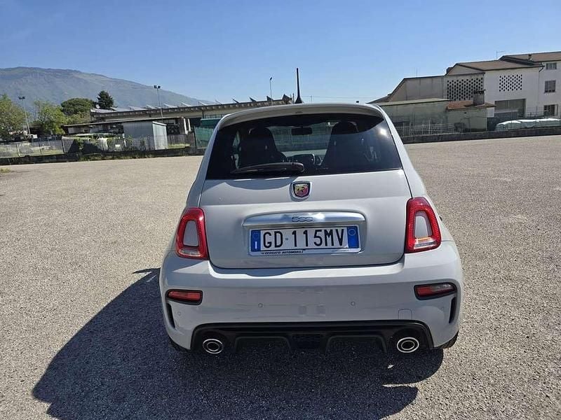 Usata Abarth 595 145 CV (106 kW) 2021 Argento Berlina