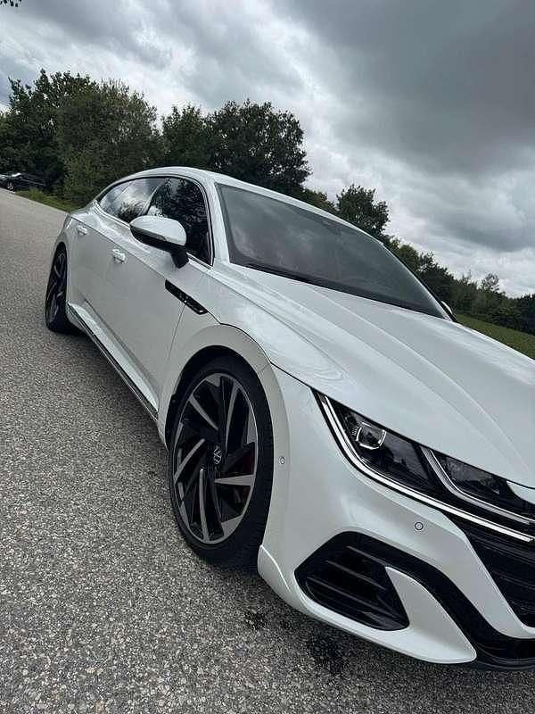 Usata VW Arteon Elegance 150 CV (110 kW) 2021 Bianco Berlina