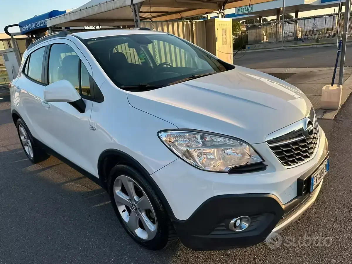 Usata Opel Mokka 140 CV (102 kW) 2014 Bianco SUV