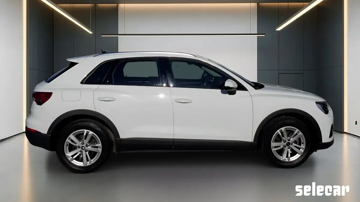 Usata Audi Q3 Advanced 150 CV (110 kW) 2021 B4 bianco SUV