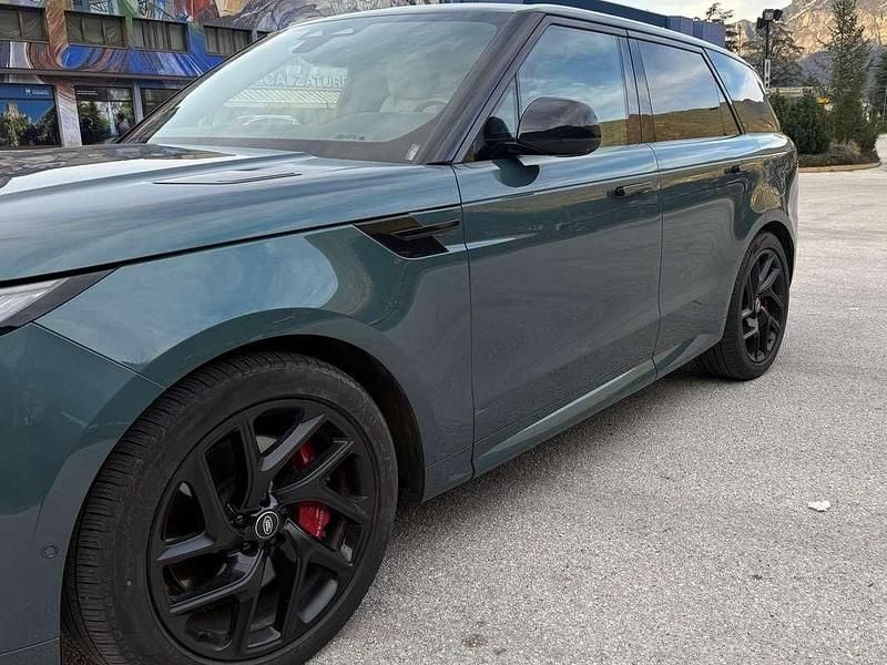 Verde Usata 2023 Land Rover Range Rover Sport SE Dynamic SUV | 89.000 € (Buon prezzo) - Immagine 1/4