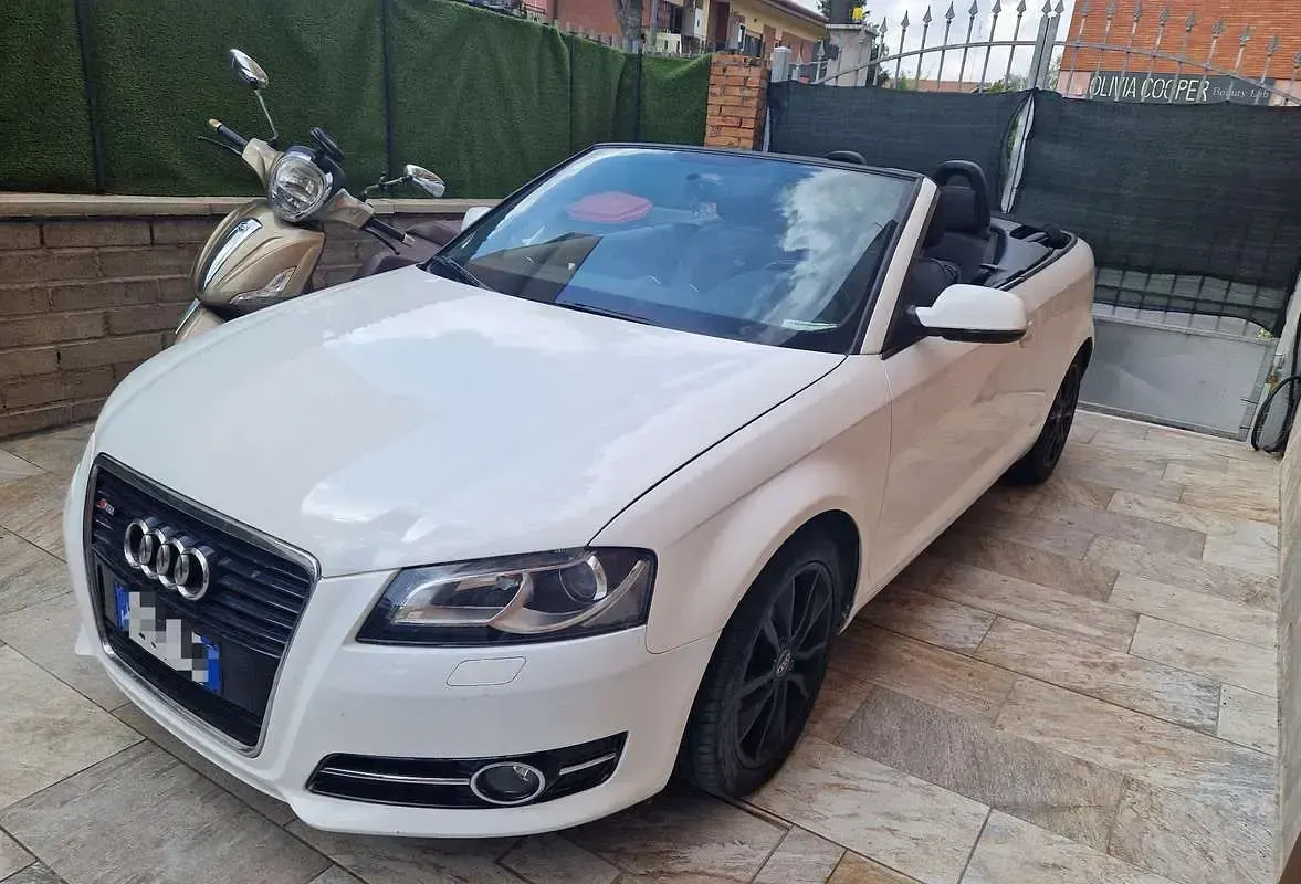 Usata Audi A3 Cabriolet Attraction 140 CV (102 kW) 2012 Cabrio