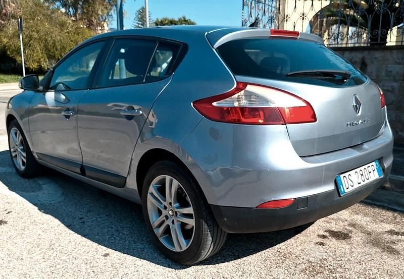 Usata Renault Mégane 110 CV (80 kW) 2009 Berlina