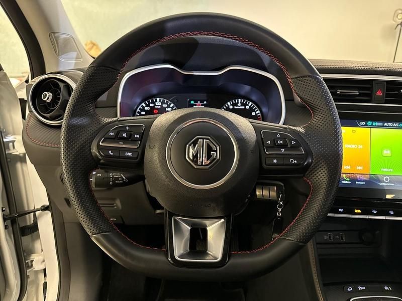 Usata MG ZS Comfort 106 CV (77 kW) 2023 Bianco SUV