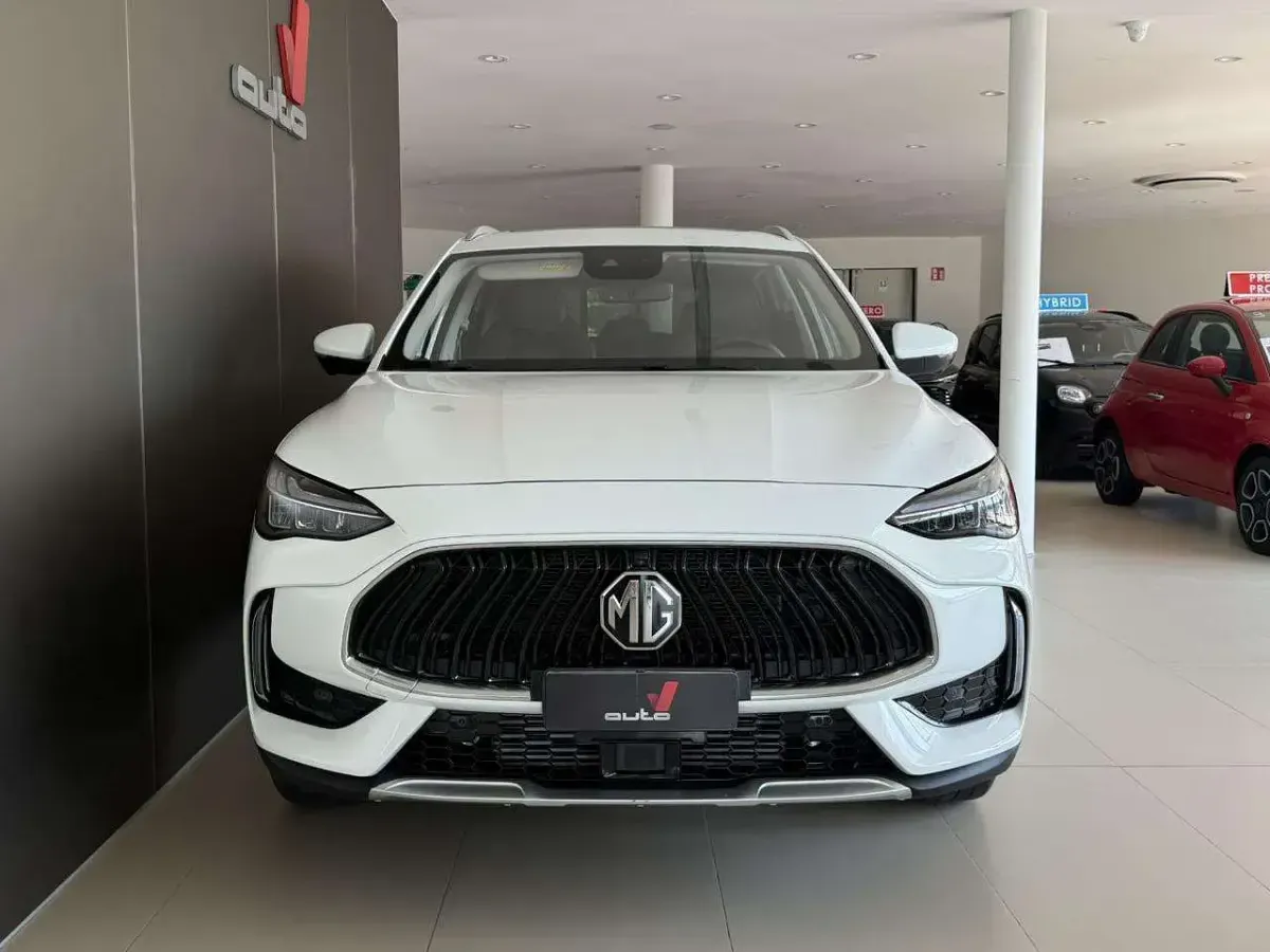 Usata MG HS Luxury 162 CV (119 kW) 2024 Bianco SUV