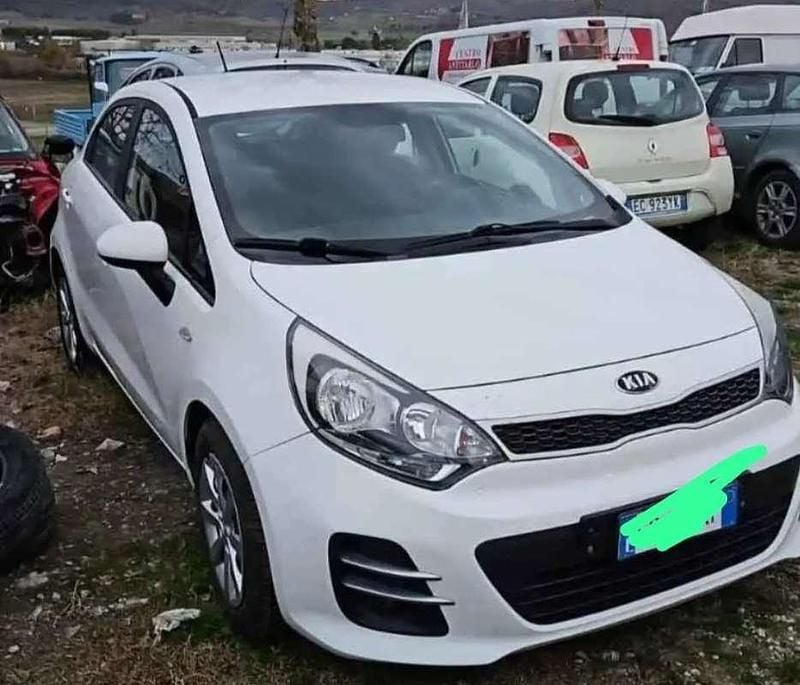 Usado Kia Rio Active 83 CV (61 kW) 2016 Utilitario