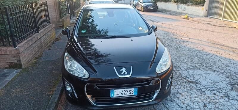 Usata Peugeot 308 2011 Nero Berlina