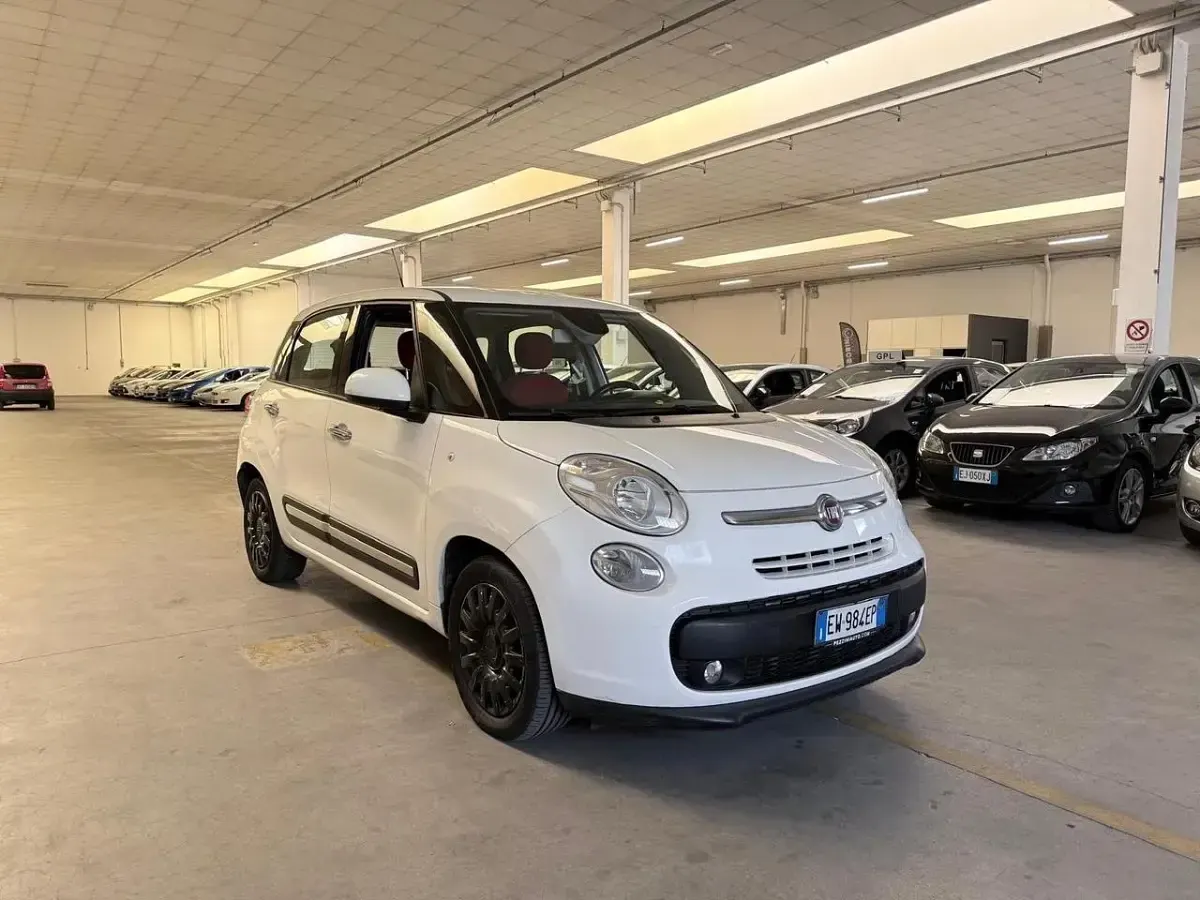 Usata Fiat 500L Pop Star 84 CV (61 kW) 2014 Bianco Monovolume
