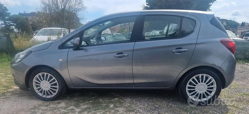 Usata Opel Corsa 90 CV (66 kW) 2019 Grigio Utilitaria