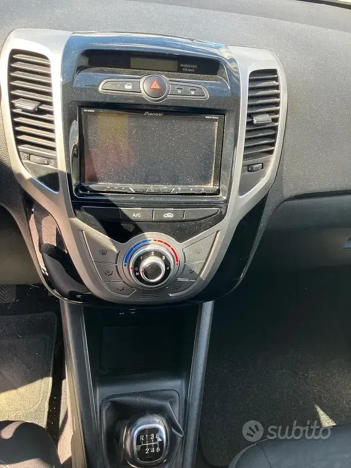 Usata Hyundai i20 Comfort 125 CV (91 kW) 2019 Bianco Utilitaria