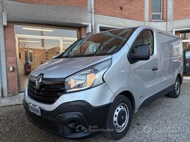 Usata Renault Trafic 116 CV (85 kW) 2015 Monovolume
