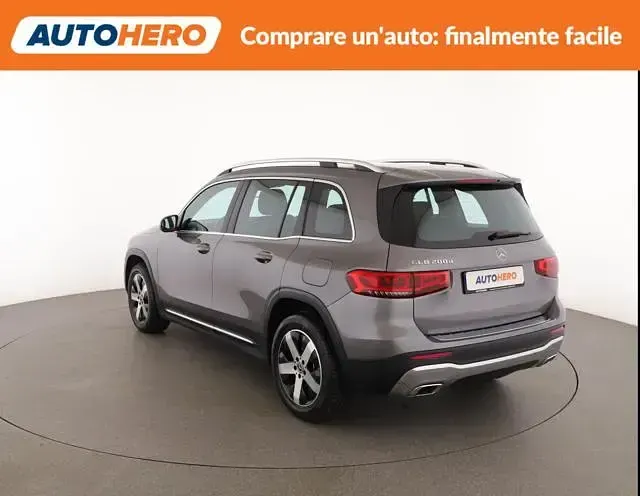 Usata Mercedes GLB200 Progressive 150 CV (110 kW) 2021 Grigio SUV