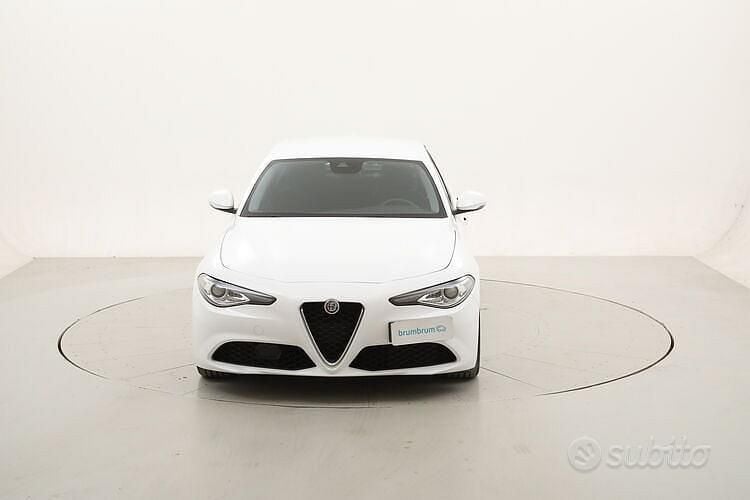 Usata Alfa Romeo Giulia Business 160 CV (117 kW) 2021 Bianco Berlina