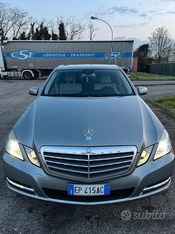 Usata Mercedes 200 2012 Grigio Berlina