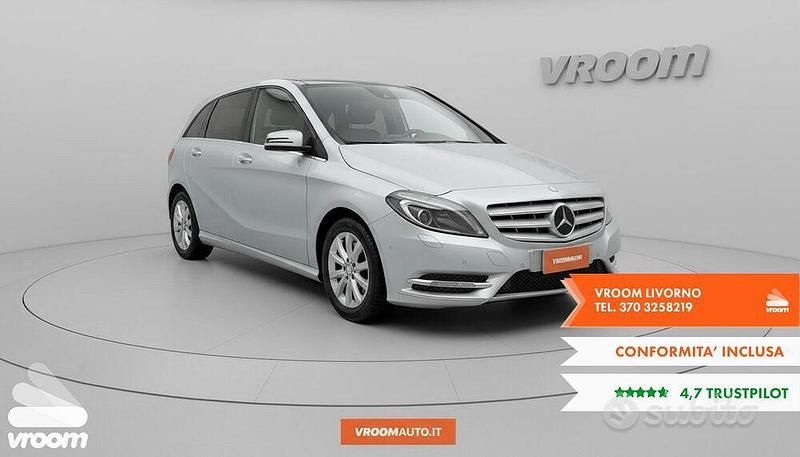 Usata Mercedes 180 2012 Grigio Berlina