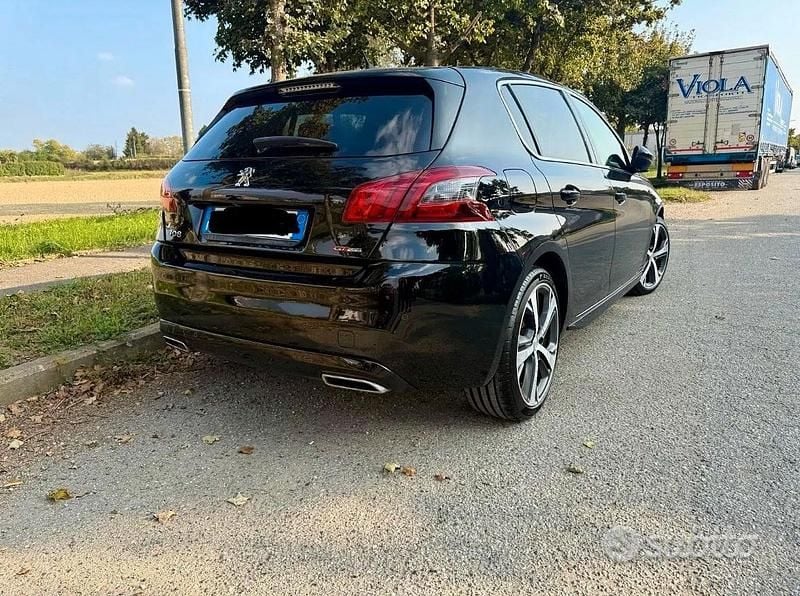 Usata Peugeot 308 GT-line 131 CV (96 kW) 2017 Nero Berlina