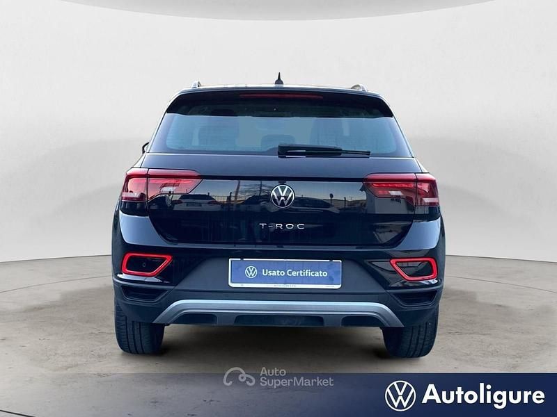 Usata VW T-Roc Life 110 CV (80 kW) 2022 Nero SUV