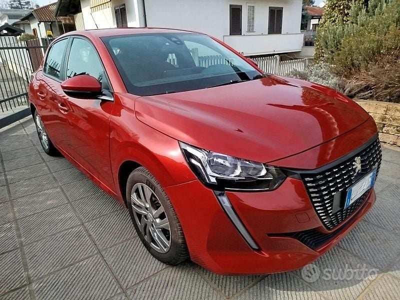 Usata Peugeot 208 Active 75 CV (55 kW) 2020 Rosso Utilitaria