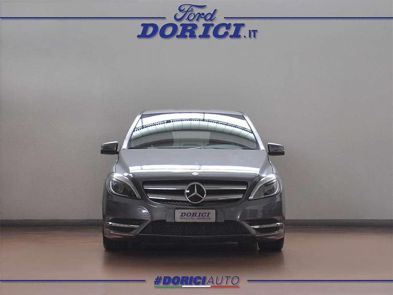 Usata Mercedes B200 Premium 136 CV (100 kW) 2012 Grigio Monovolume