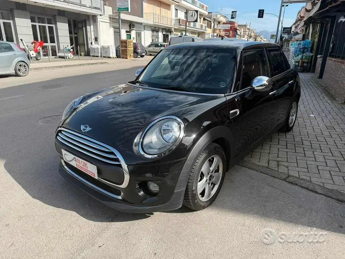 Usata Mini One D 95 CV (69 kW) 2015 Nero Utilitaria