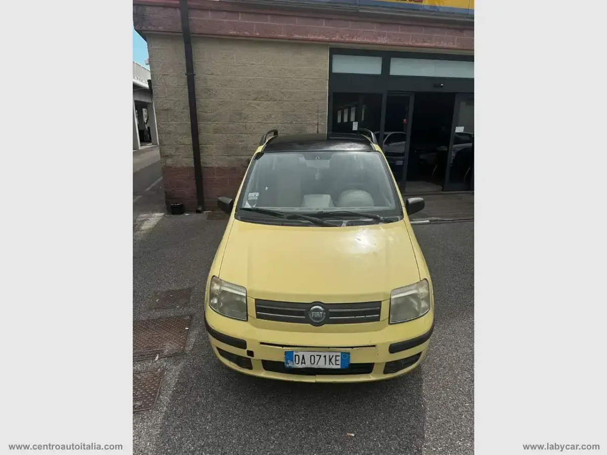 Usata Fiat Panda 60 CV (44 kW) 2006 Giallo Utilitaria