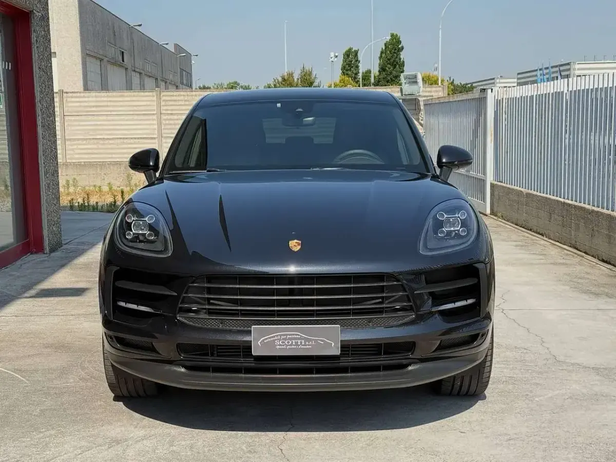 Usata Porsche Macan 245 CV (180 kW) 2021 Ner jet met. SUV