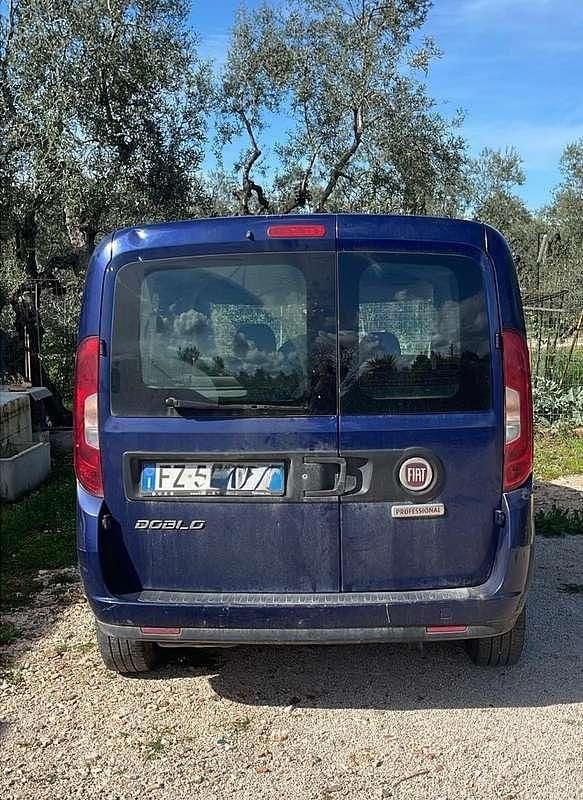 Usata Fiat Doblò Active 90 CV (66 kW) 2019 Blu/azzurro Monovolume