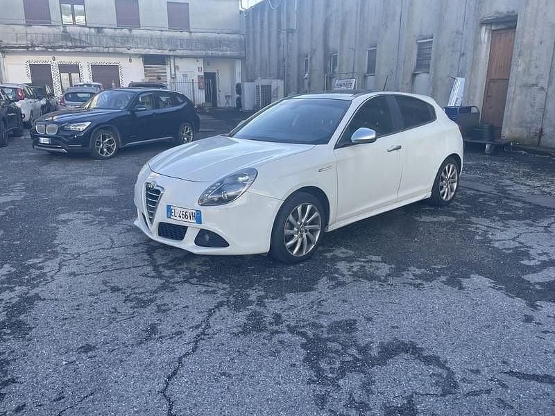 Usata Alfa Romeo Giulietta Distinctive 120 CV (88 kW) 2012 Other Utilitaria