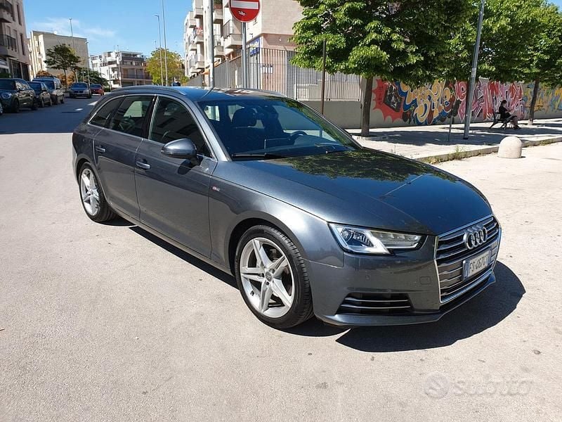Usata Audi A4 S-Line 150 CV (110 kW) 2018 Grigio Station wagon