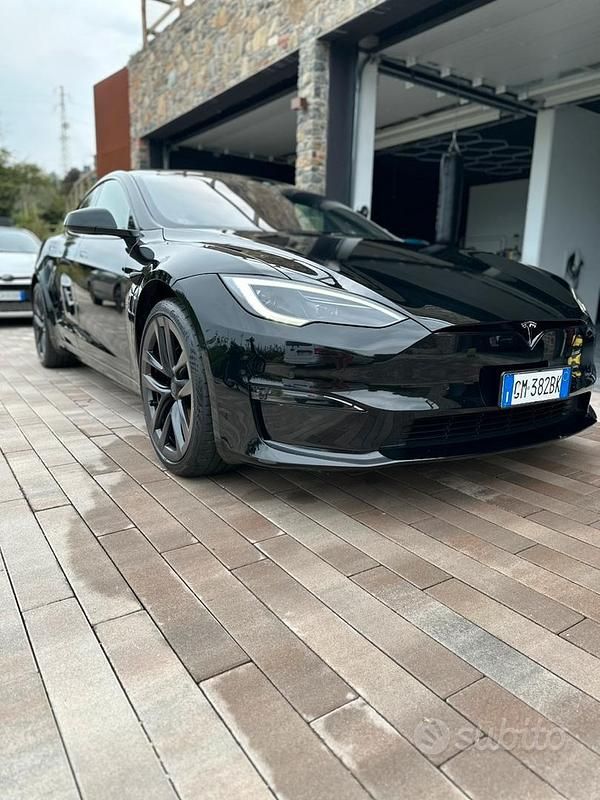 Usata Tesla Model S Plaid 759 kW (1033 CV) 2023 Nero Utilitaria