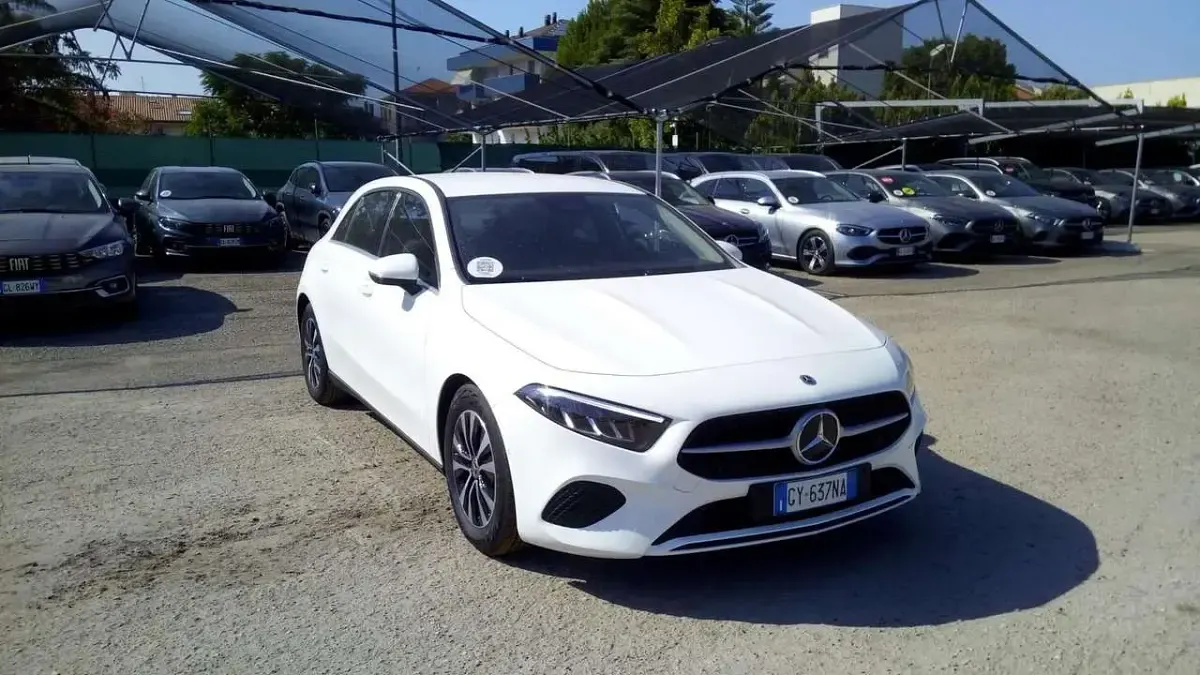 Usata Mercedes A180 Advanced 116 CV (85 kW) 2025 Bianco Berlina