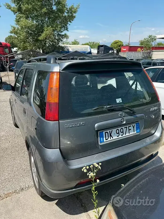 Usata Suzuki Ignis GL 94 CV (69 kW) 2007 Grigio Utilitaria