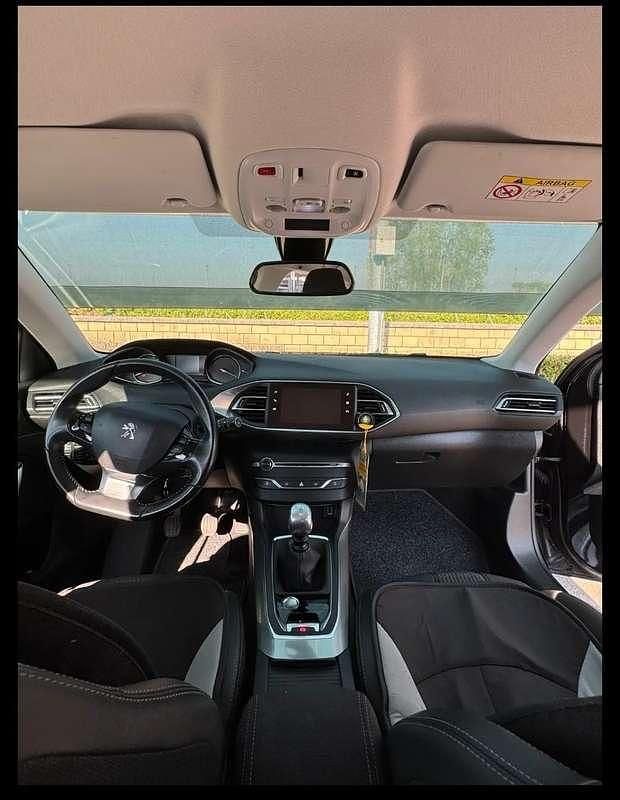 Usata Peugeot 308 Allure 131 CV (96 kW) 2019 Berlina