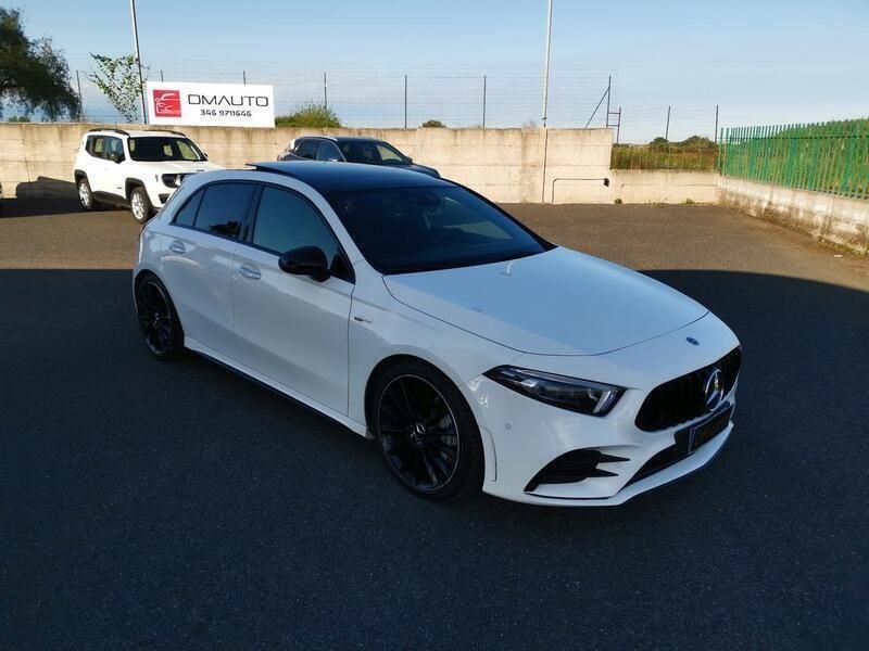 Bianco Usata 2020 Mercedes A35 AMG AMG Tre volumi | 32.900 € (Buon prezzo) - Immagine 1/4