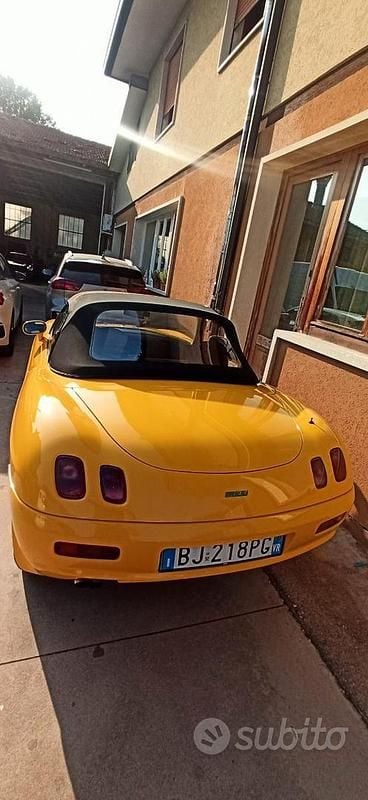 Usata Fiat Barchetta 131 CV (96 kW) 2000 Giallo Cabrio