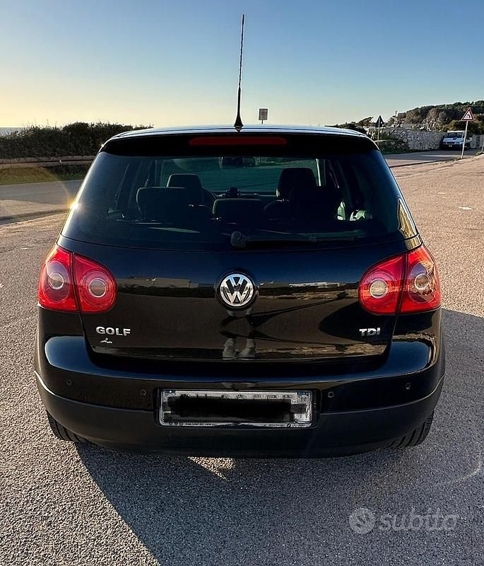 Usata VW Golf VI United 105 CV (77 kW) 2008 Nero Utilitaria