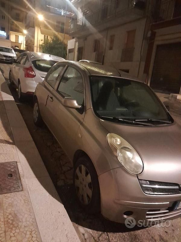 Grigio Usata 2005 Nissan Micra Due volumi | 700 € - Immagine 1/2