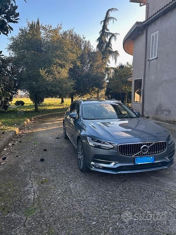 Usata Volvo V90 Inscription 190 CV (139 kW) 2017 Grigio Station wagon